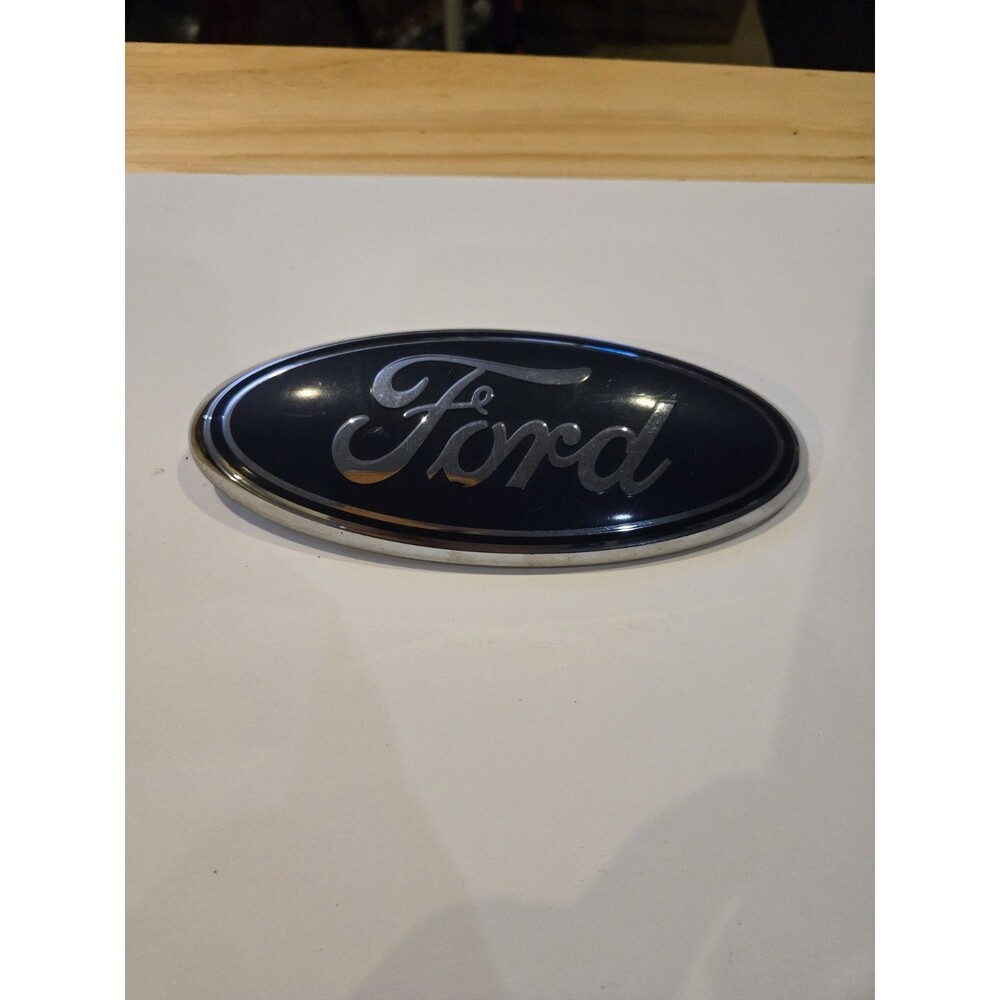 2005 - 2016 Ford Freestyle Five Hundred Focus Trunk Emblem 5F93-74425A52-AB OEM